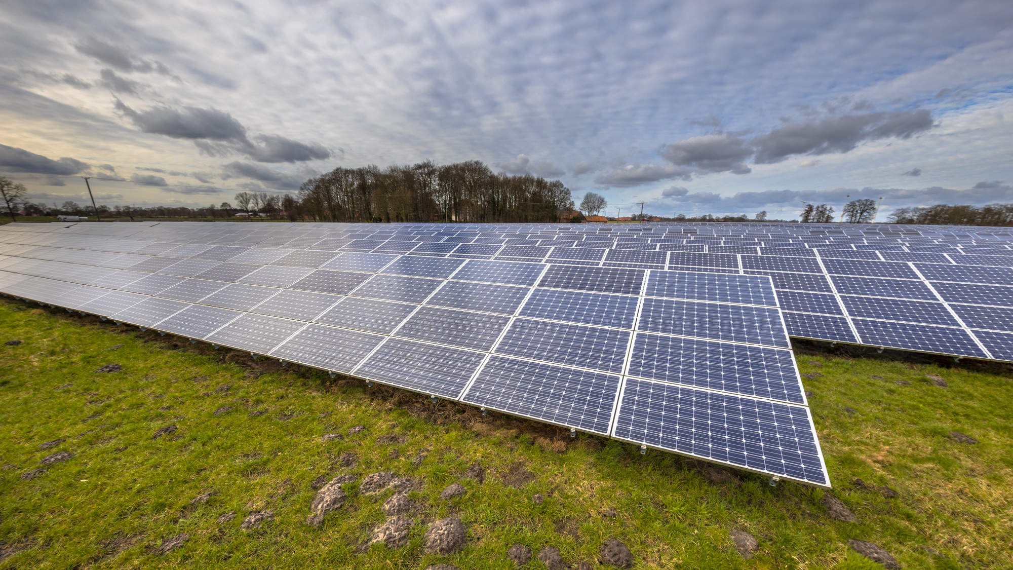 solar-energy-panels-clean-energy-background.jpg